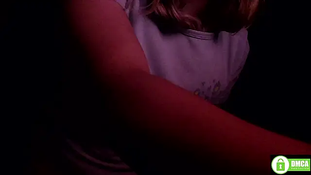 Star_Eli's Live XXX Chat