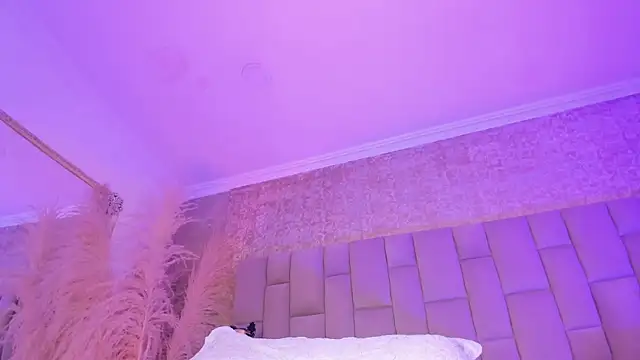 MelodyBliss live XXX chat