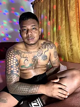 Saipuer31 Chat XXX live