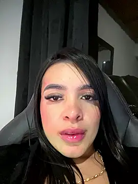 Danna_222's Live XXX Chat