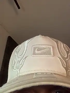 Niklaus1 live XXX chat