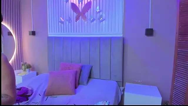 chantall1375's Live XXX Chat