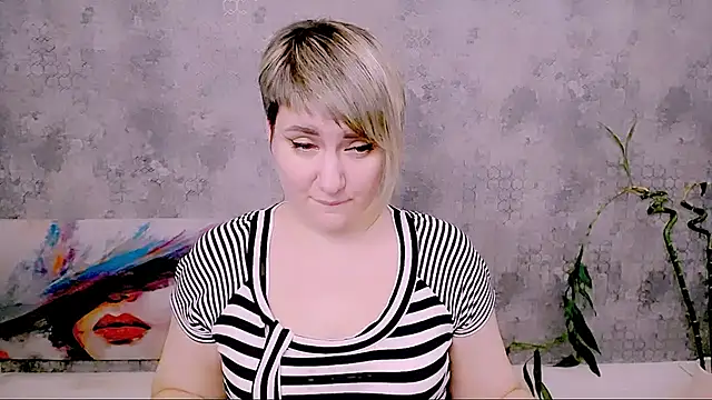 แชท XXX สดของ Djullia