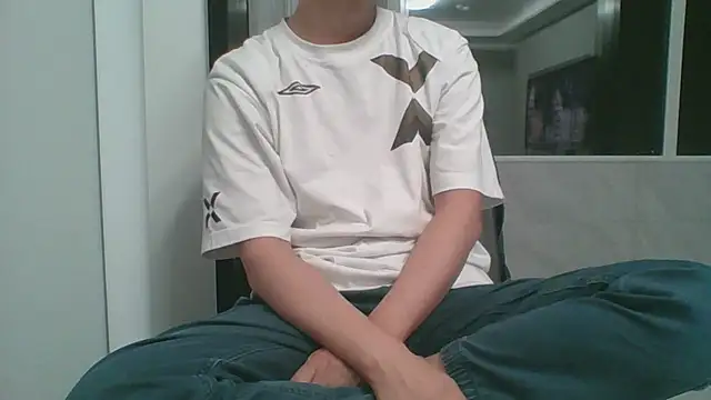 Chat XXX ao vivo de nole_china7