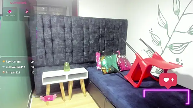 Chat XXX ao vivo de Charlotte__Gray