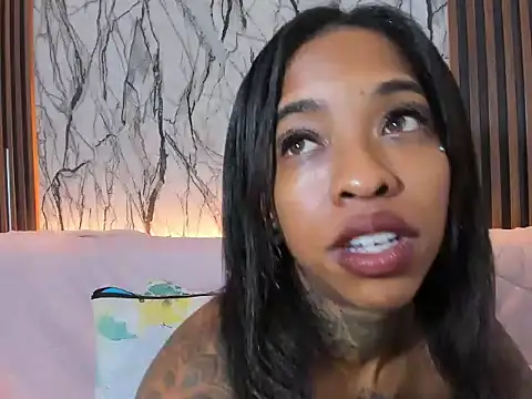 دردشة Pauline_Fox الجنسية المباشرة