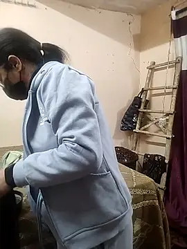 meenu_bhabhi547's Live XXX Chat