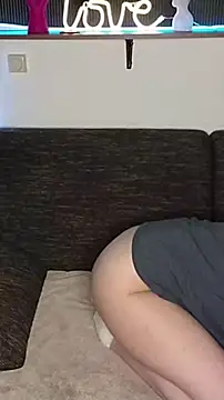 Milla4you_'s Live XXX Chat