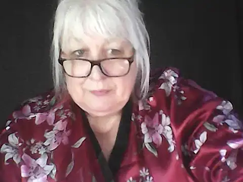 Alexia64231 即時 XXX 聊天