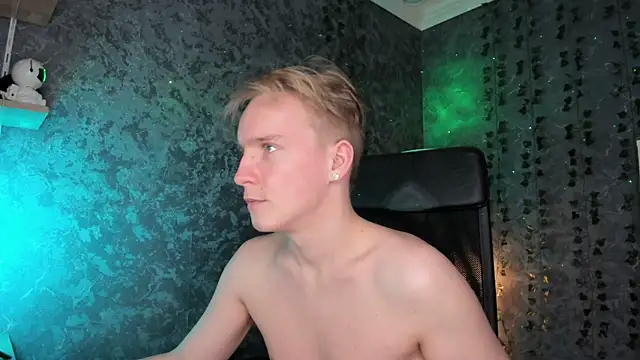 AlexxSweet Adlı Modelin Canlı XXX Sohbeti