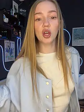 MilaMoone 现场XXX聊天