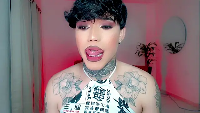 little_star_porn's Webcam Show