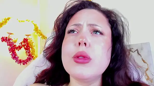 دردشة AlbaLimory الجنسية المباشرة