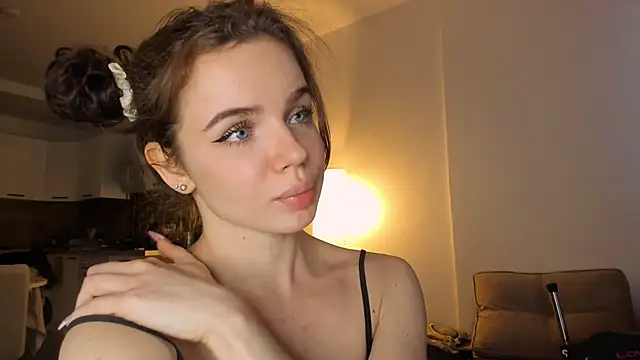 Онлайн чат XXX lit_asella