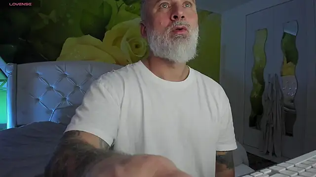 Živý XXX chat BlowMyXXL