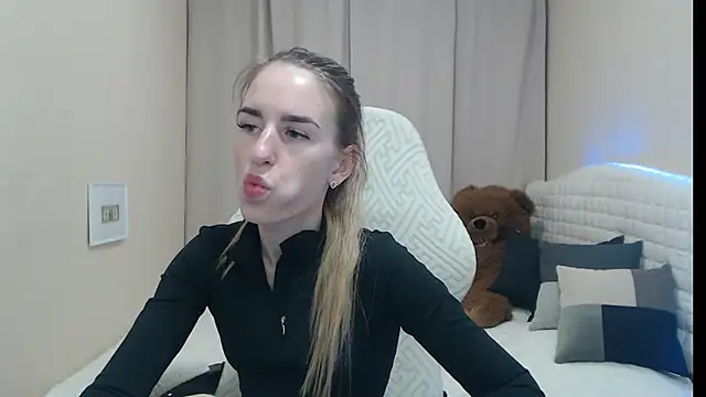 DeboraHorny Live XXX-Chat