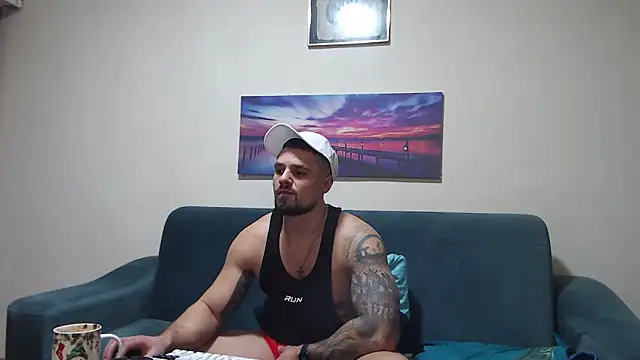 Tiberius_hunk's Live XXX Chat