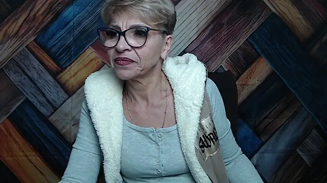 EllaBonito 即時 XXX 聊天