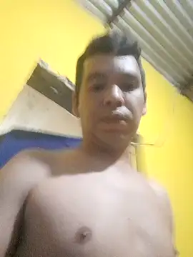 Antonio99998: онлайн-секс-чат