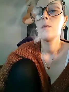 Luciphya_Dominaのウェブカメラショー