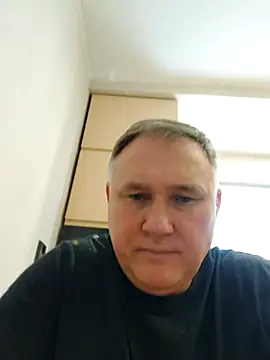 Dareczek690 Show Webcam