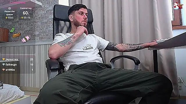 JonahShaw's Live XXX Chat