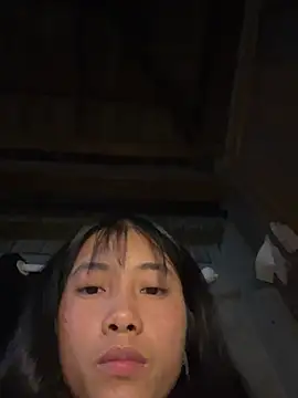 LyLyX09's Live XXX Chat