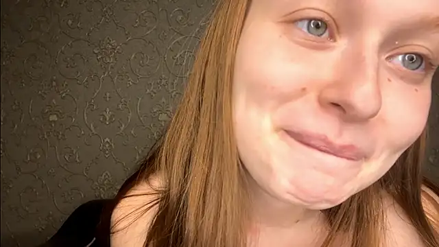 Chat XXX ao vivo de CharlynDini