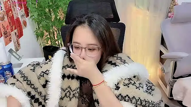 NEWONETO 在線直播表演