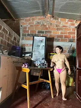 lady_and_charly Adlı Modelin Canlı XXX Sohbeti