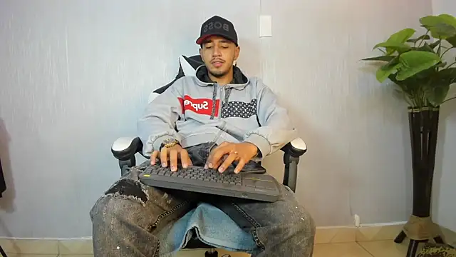 Brand_Collins: вебкам-шоу