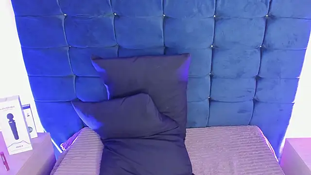 arianna_roxe 即時 XXX 聊天