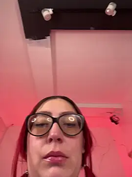 NiickyJones: онлайн-секс-чат