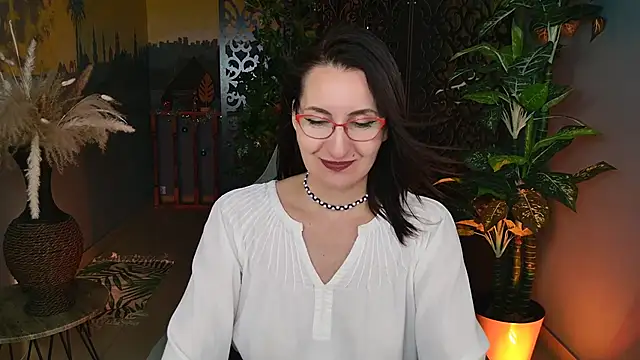 UnaTerra's Live XXX Chat