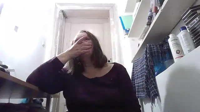 AnnaLive570's Live XXX Chat