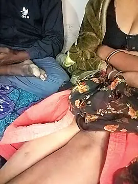 Hot_cauple_indian's Webcam Show