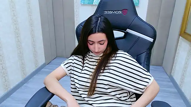 Gloria_Bendall's Live XXX Chat