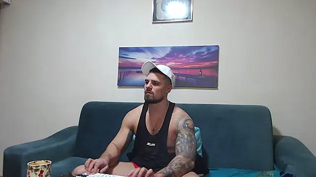 Tiberius_hunk's Live XXX Chat