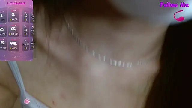 Chat +18 de Boobyy-Bae ao vivo