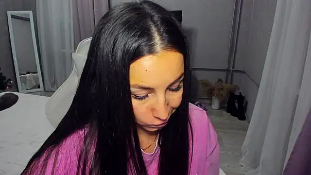 AvisFlowers' Live XXX Chat