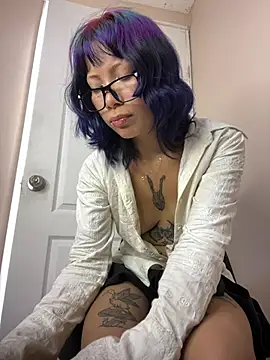 Chat XXX ao vivo de Namii_cute