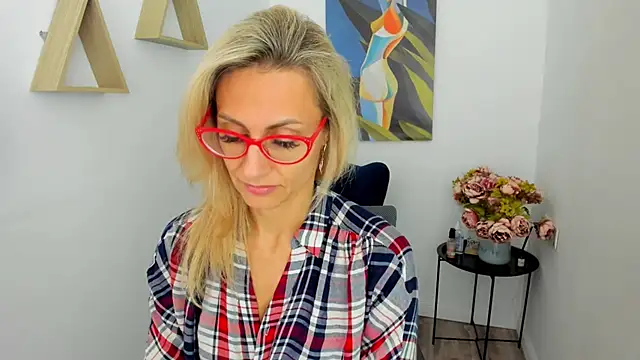 Онлайн чат XXX MuseOfStage