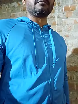 RabitheRambo30 élő XXX-chatje