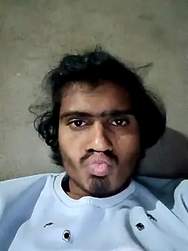 Chatroom XXX en direct de Yash_Sharma18