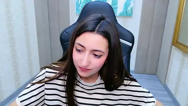 Gloria_Bendall's Live XXX Chat