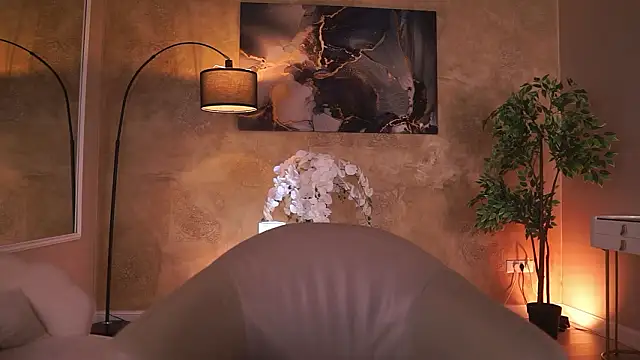 MaddieBryggs: вебкам-шоу