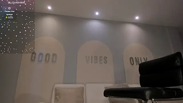 MadisonKane live XXX chat