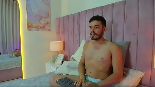 aries_unbound: онлайн-секс-чат