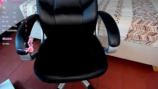 aisha_z: απευθείας συνομιλία ΧΧΧ