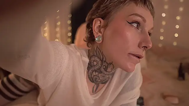 Chat XXX ao vivo de ifuckingtoy_